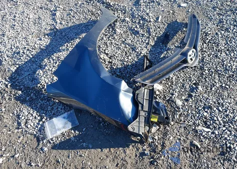 2015 Toyota Corolla Le from USA, damaged, VIN 5YFBURHE9FP225923